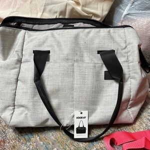 Vooray Women's Gray Travel Bag